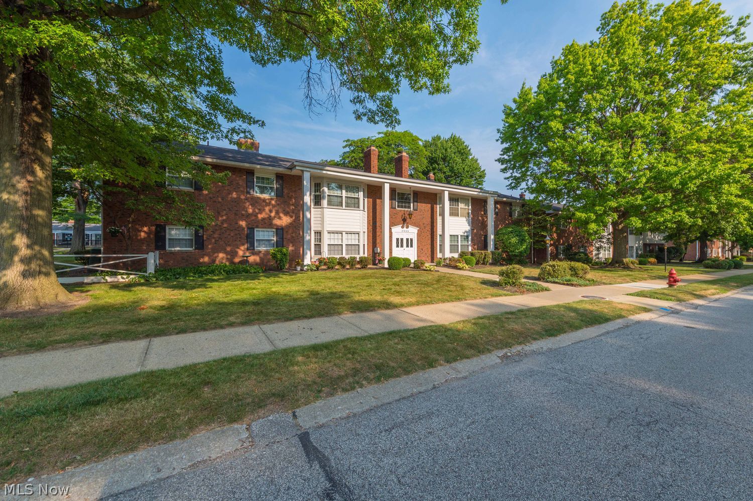Rocky River OH, 2888 Pease Drive, Unit 209
