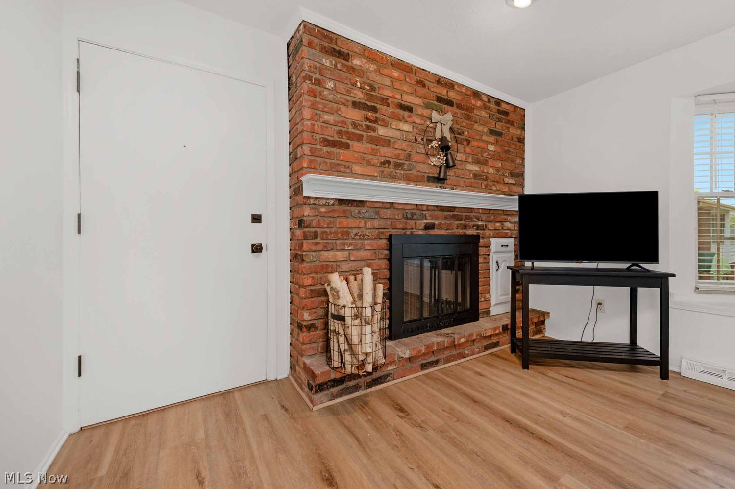 2888 Pease Drive Rocky River OH 44116