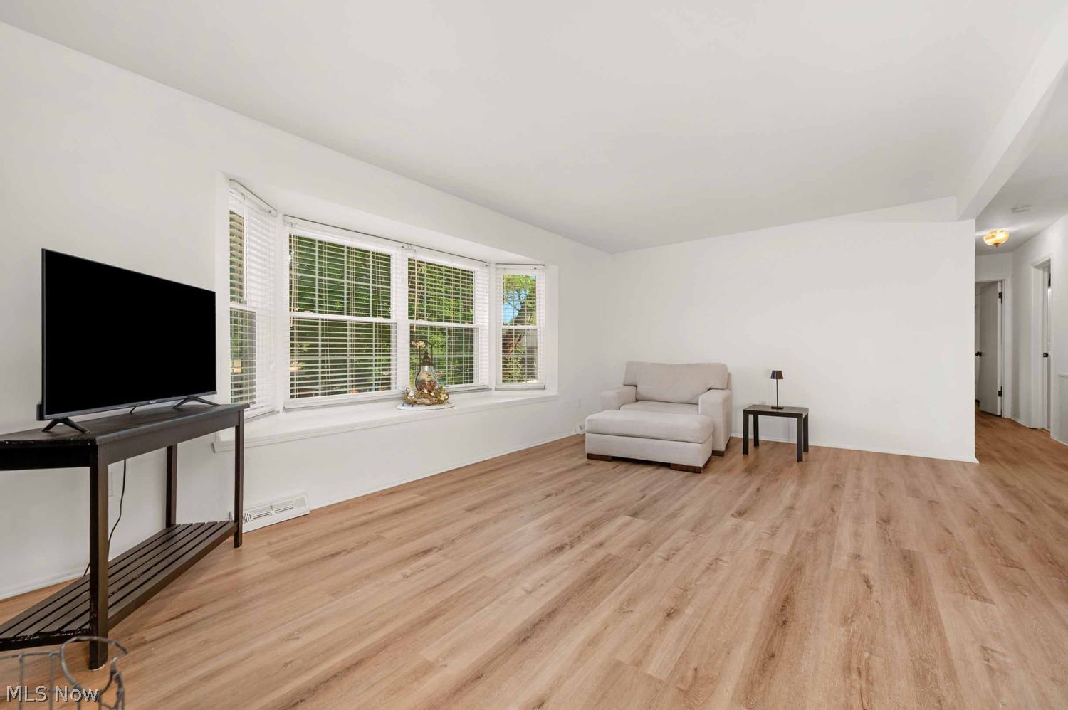 2888 Pease Drive Rocky River OH 44116