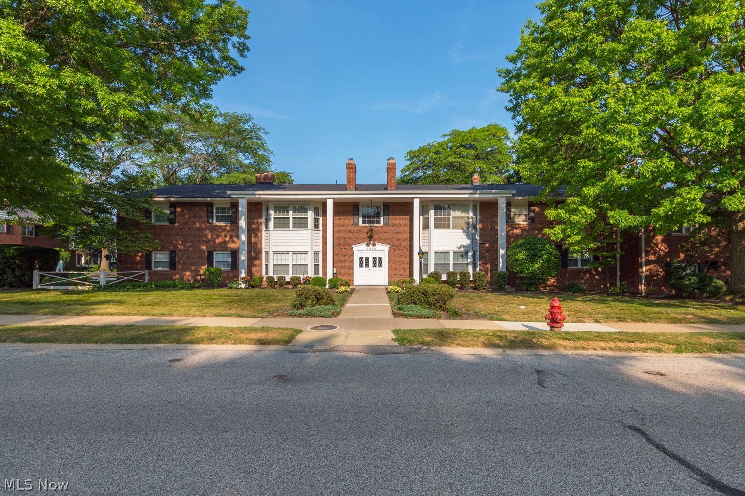 2888 Pease Drive Rocky River OH 44116