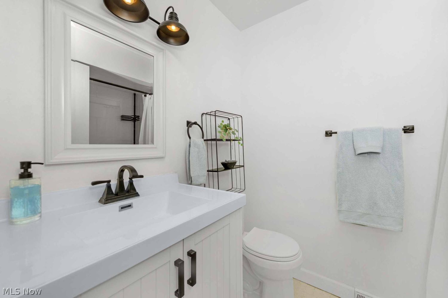 2888 Pease Drive Rocky River OH 44116