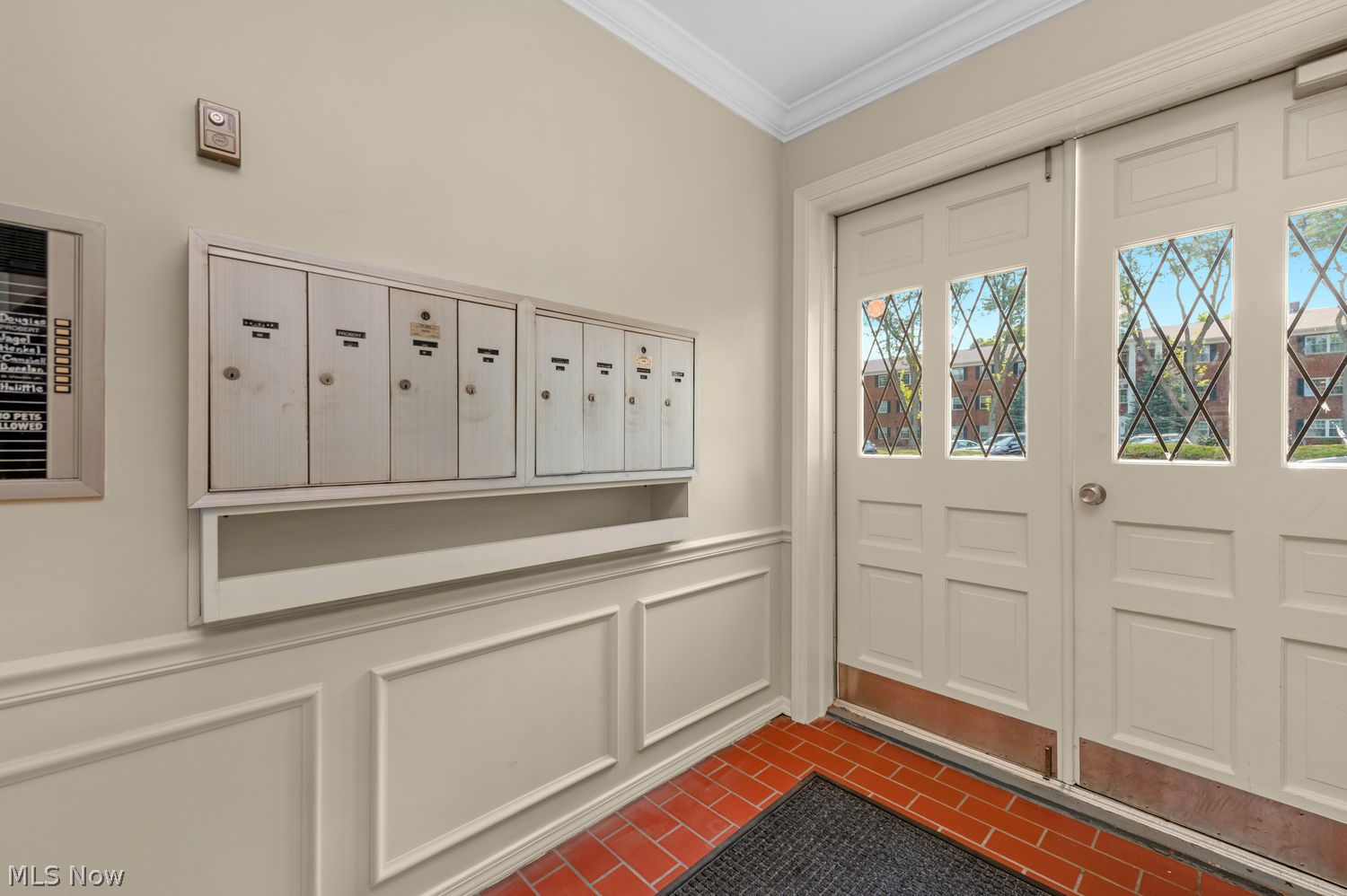 2888 Pease Drive Rocky River OH 44116