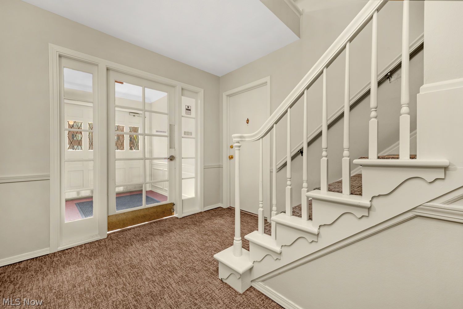 2888 Pease Drive Rocky River OH 44116
