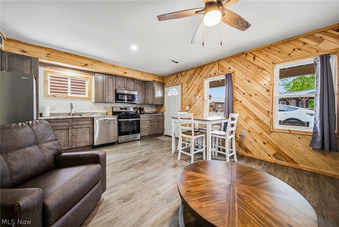 5919 W Lake Road Ashtabula OH 44004