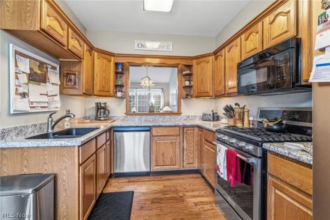 2601 Charing Cross Road NW Canton OH 44708