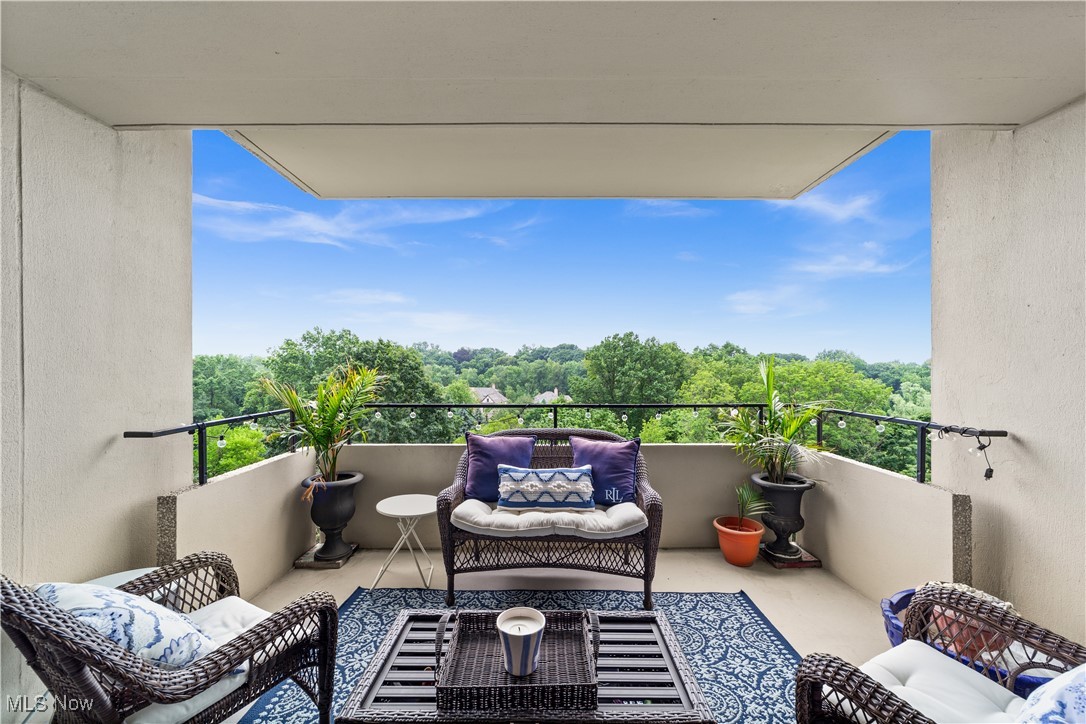 1 Bratenahl Place Bratenahl OH 44108