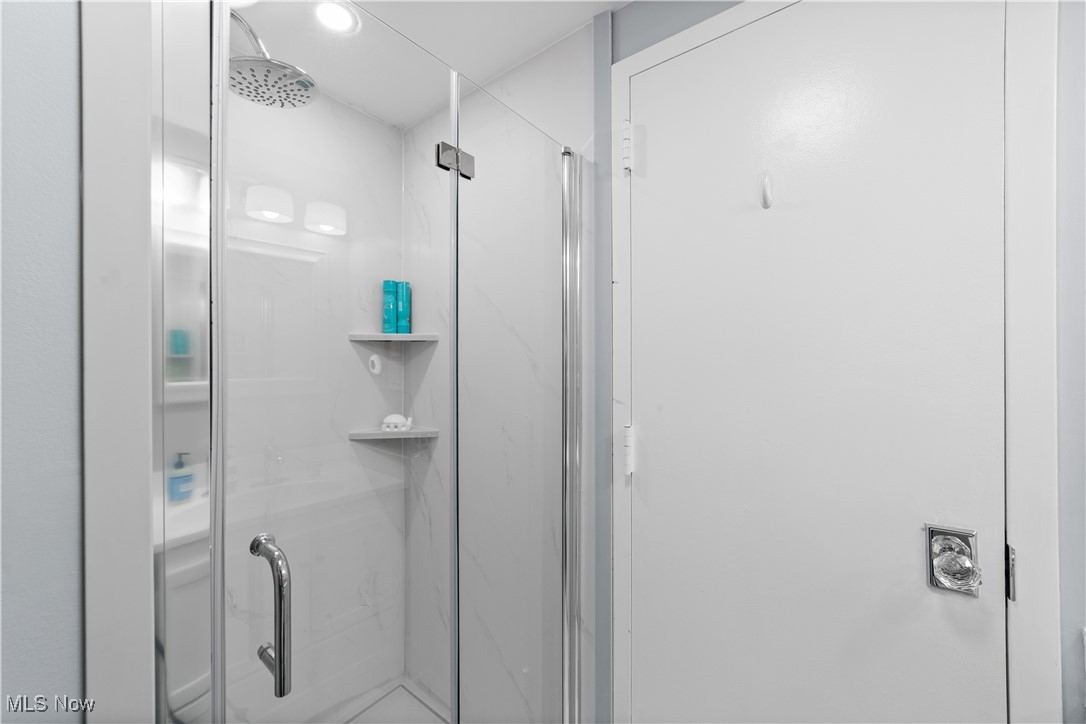 1 Bratenahl Place Bratenahl OH 44108