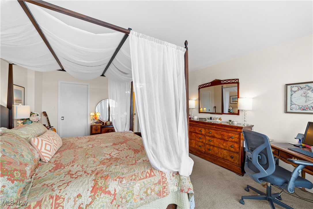 1 Bratenahl Place Bratenahl OH 44108