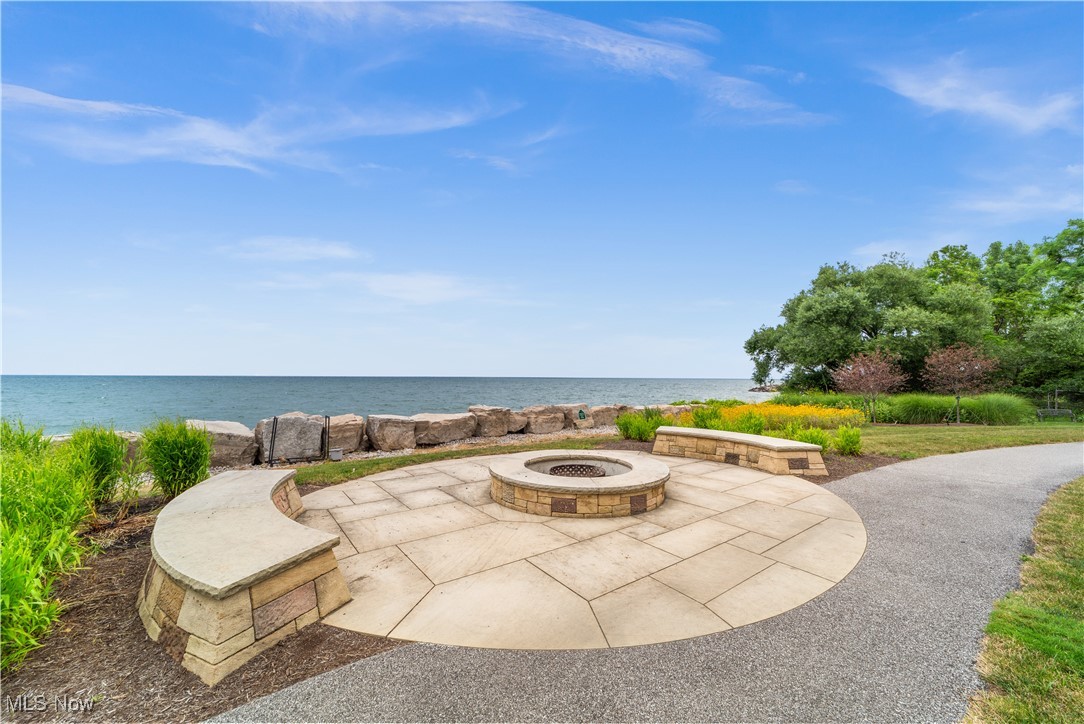 1 Bratenahl Place Bratenahl OH 44108