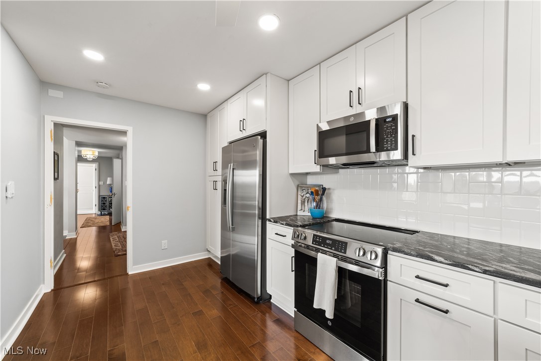 1 Bratenahl Place Bratenahl OH 44108