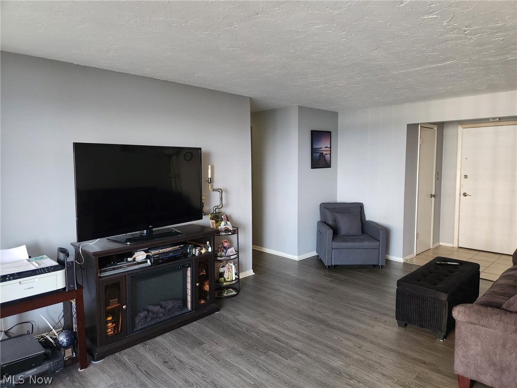 12900 Lake Avenue Lakewood OH 44107