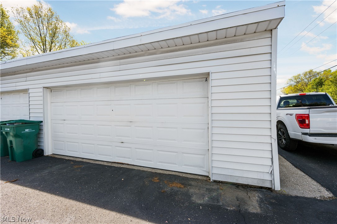 3970 Royal Liverpool Drive Uniontown OH 44685