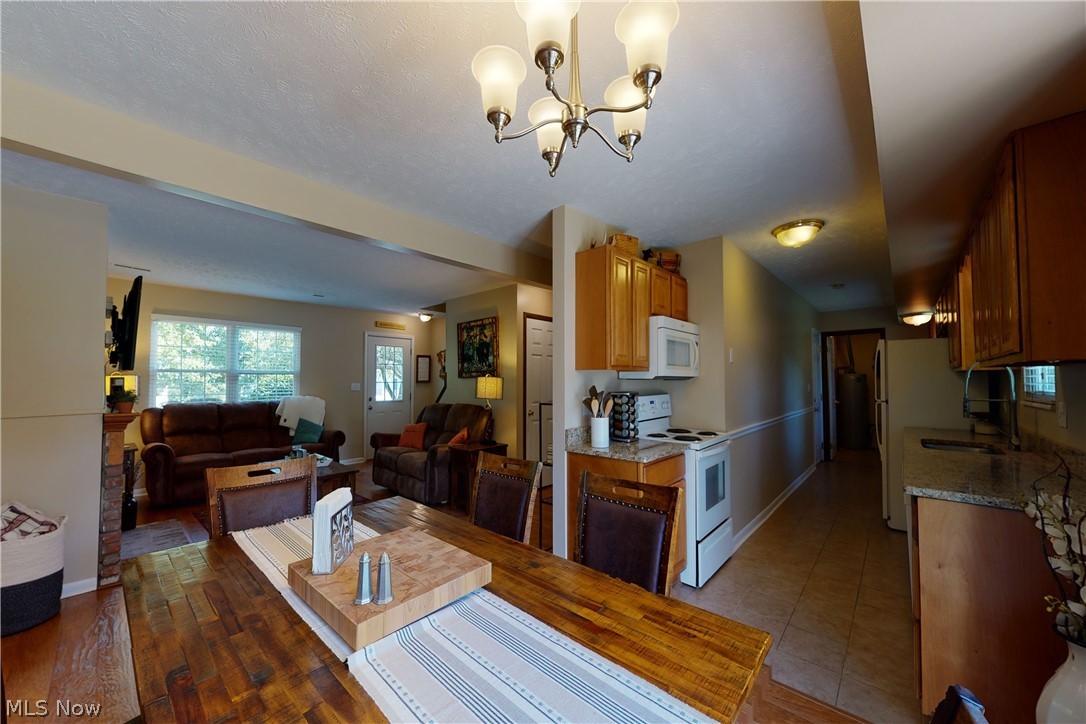 8785 Eastbrook Circle Chagrin Falls OH 44023