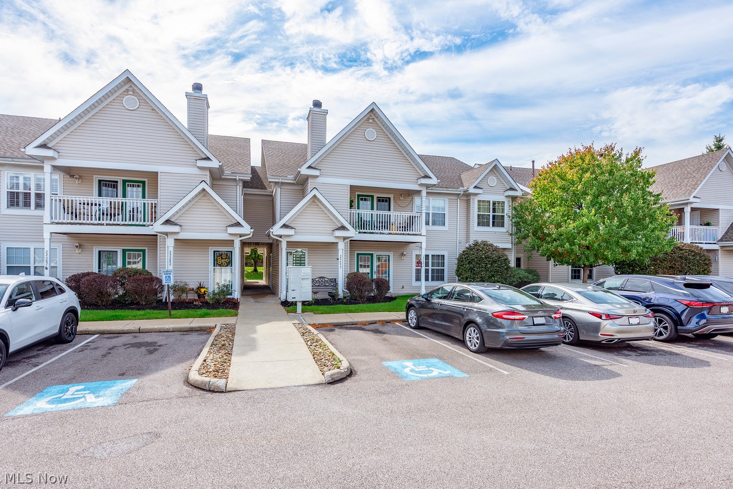 22691 Lenox Drive Cleveland OH 44126