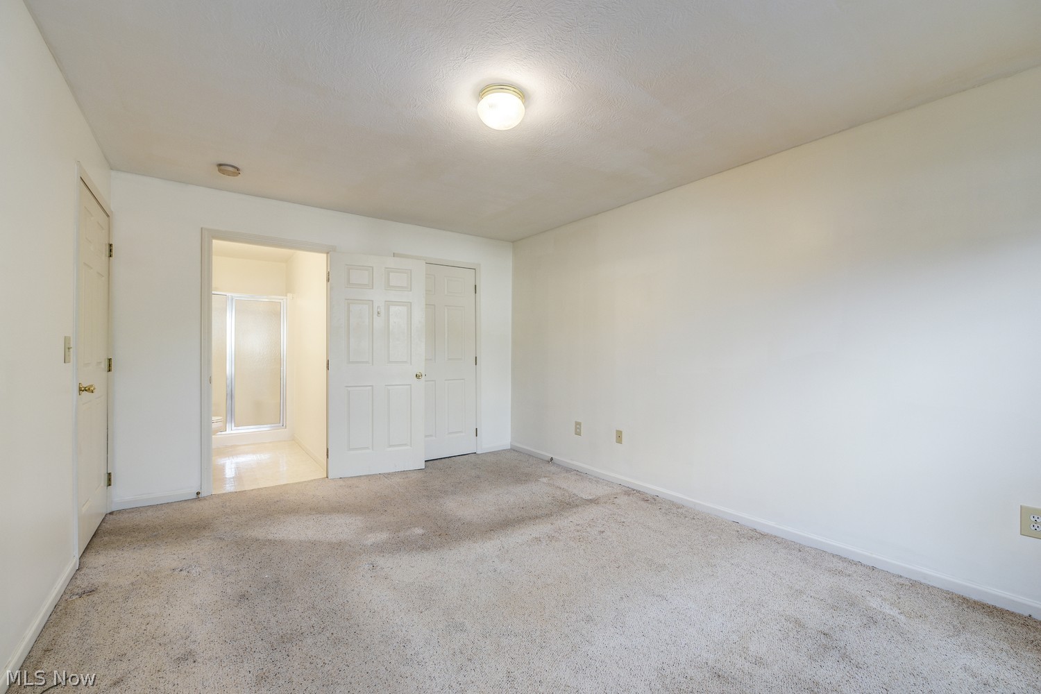 22691 Lenox Drive Cleveland OH 44126