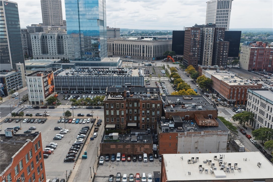 408 W Saint Clair Avenue Cleveland OH 44113