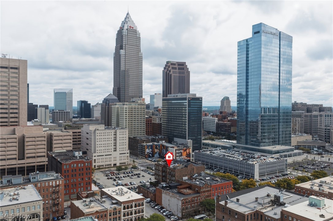 408 W Saint Clair Avenue Cleveland OH 44113