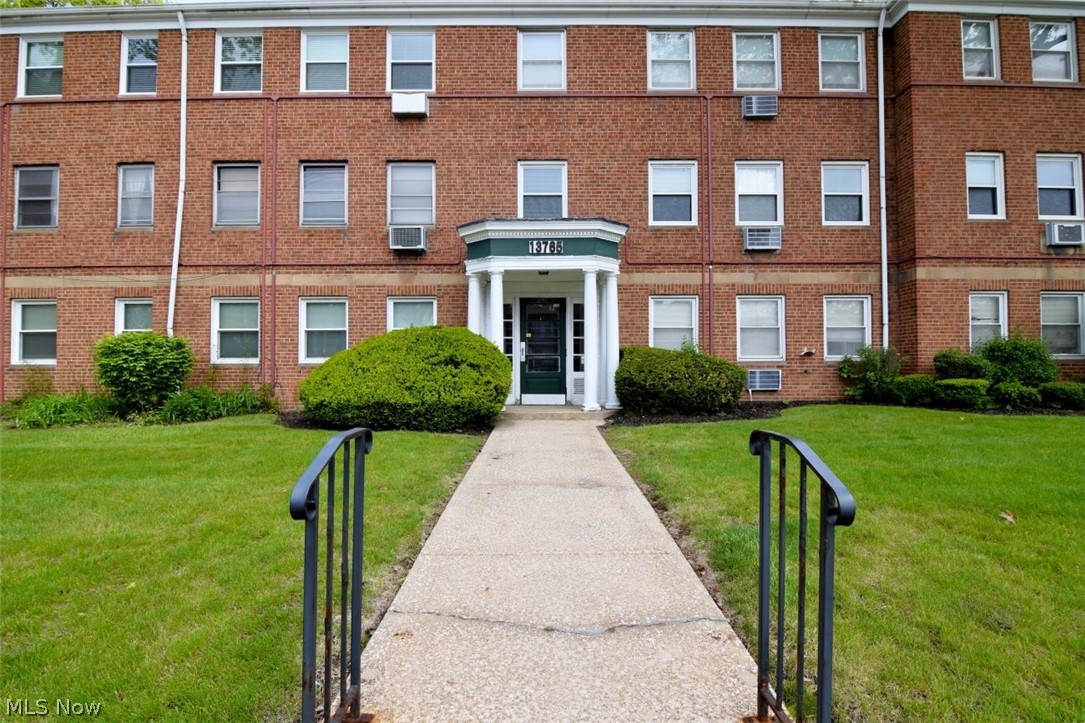 13765 Cedar Road South Euclid OH 44118