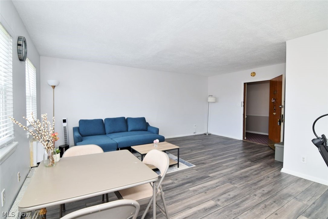 13765 Cedar Road South Euclid OH 44118