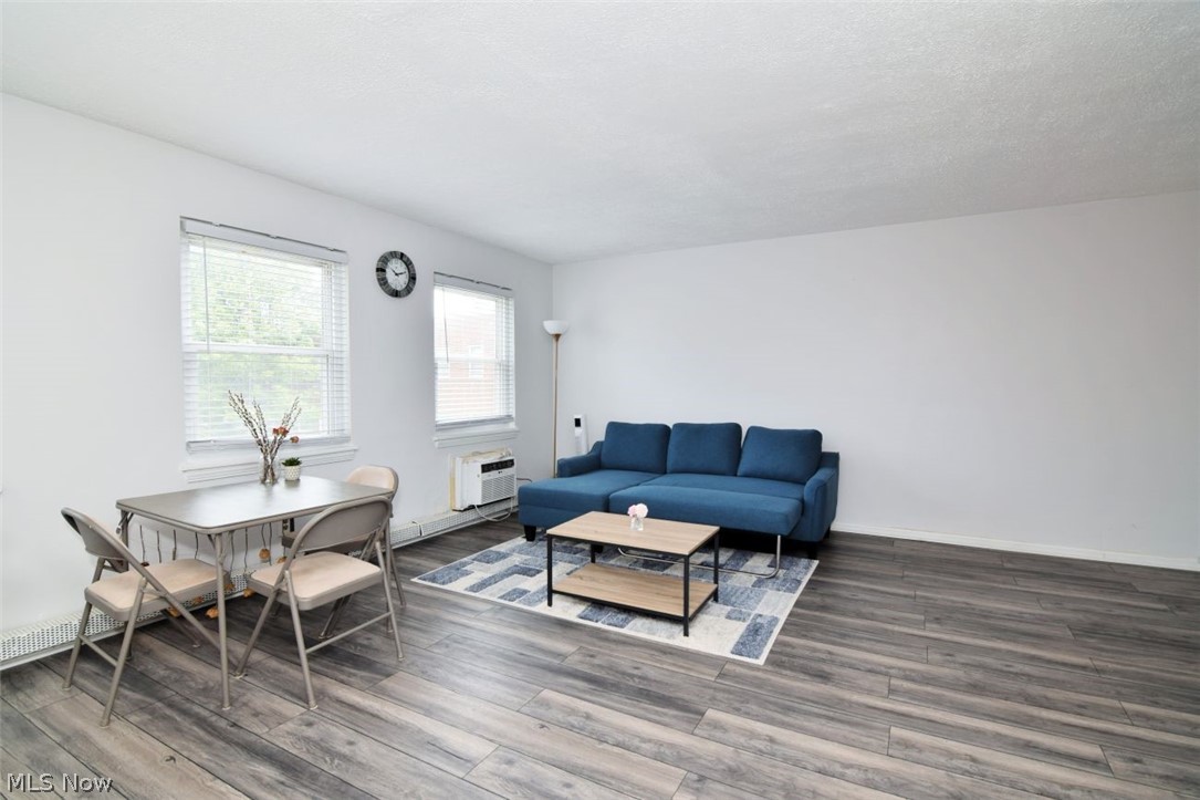 13765 Cedar Road South Euclid OH 44118