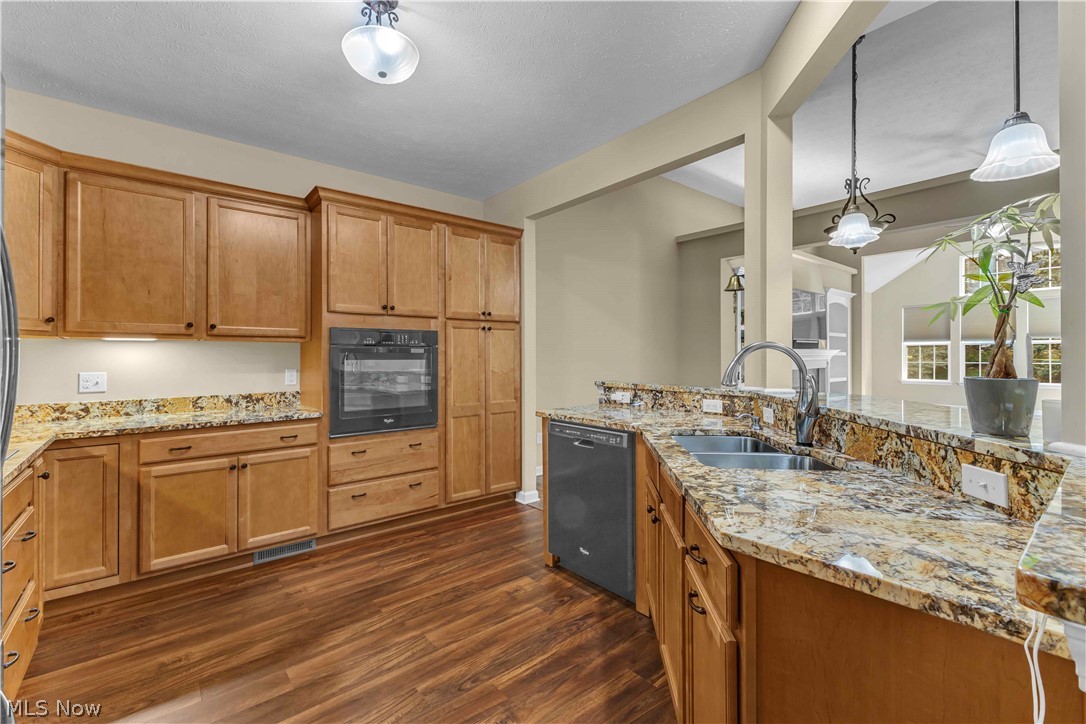 574 Hyannis Port Circle Avon Lake OH 44012