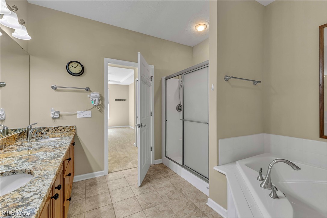 574 Hyannis Port Circle Avon Lake OH 44012