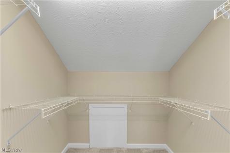 574 Hyannis Port Circle Avon Lake OH 44012