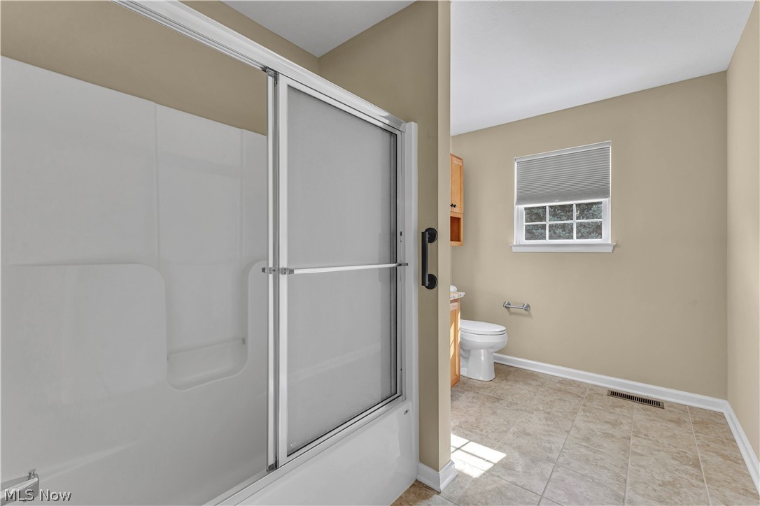 574 Hyannis Port Circle Avon Lake OH 44012
