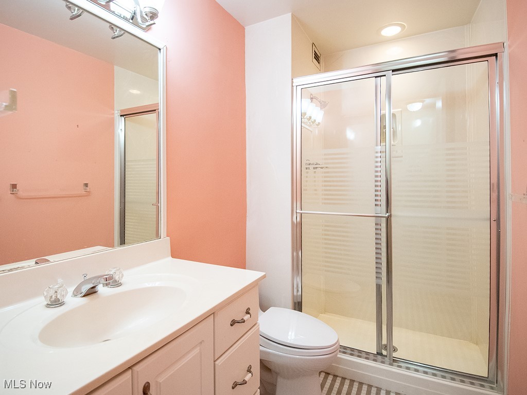 12700 Lake Avenue Lakewood OH 44107