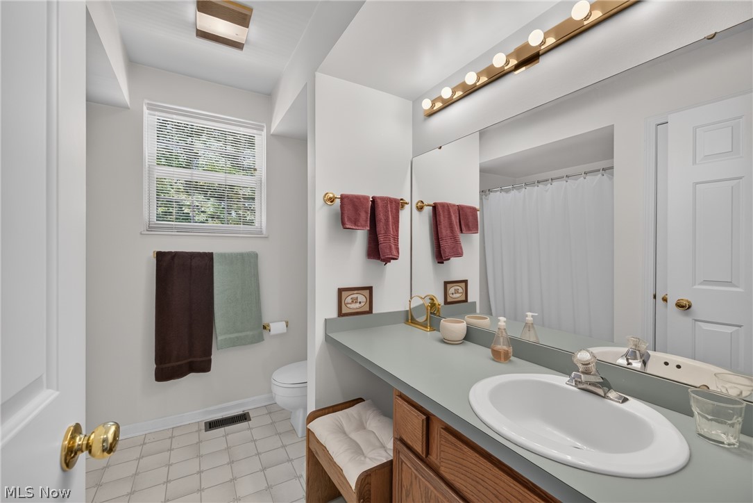 420 Pebblebrook Drive Willoughby Hills OH 44094