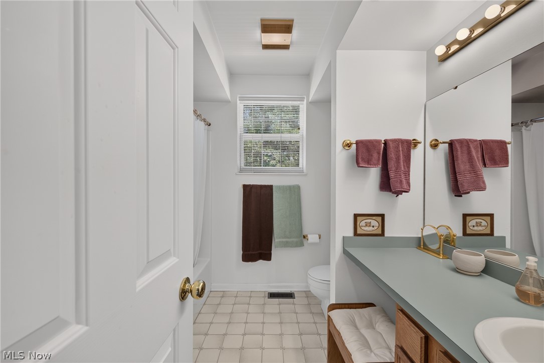 420 Pebblebrook Drive Willoughby Hills OH 44094