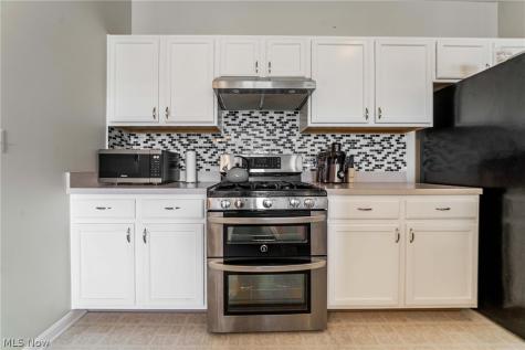281 W Marina Parkway Lorain OH 44052