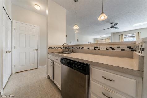 281 W Marina Parkway Lorain OH 44052