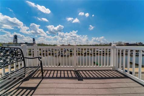 281 W Marina Parkway Lorain OH 44052