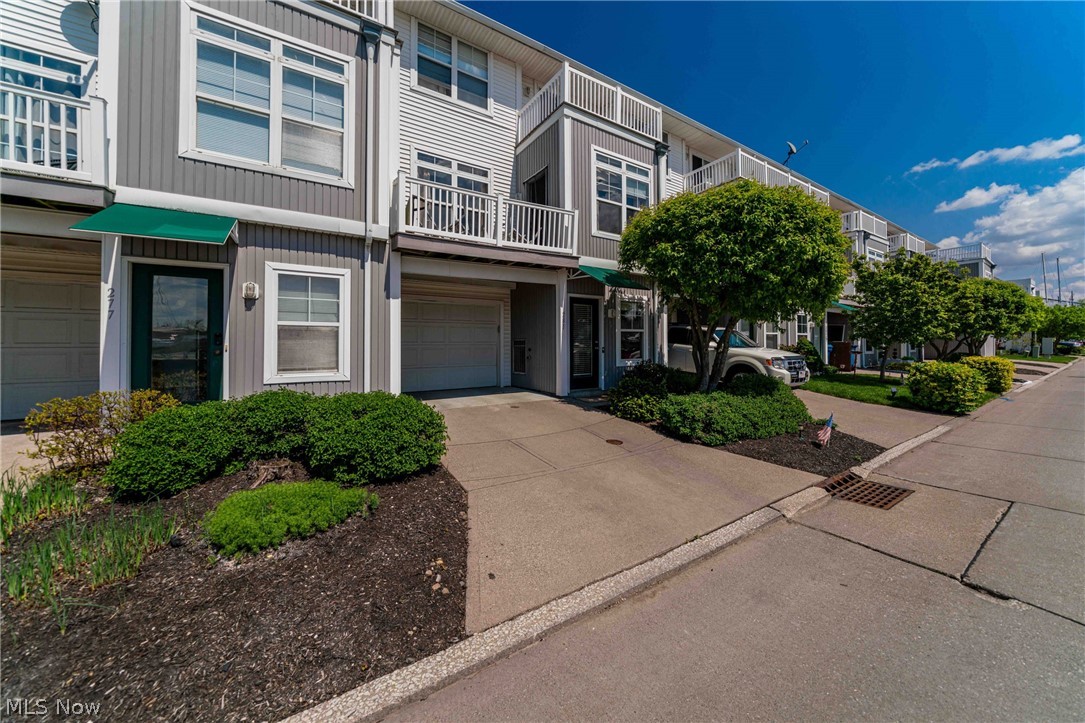 281 W Marina Parkway Lorain OH 44052