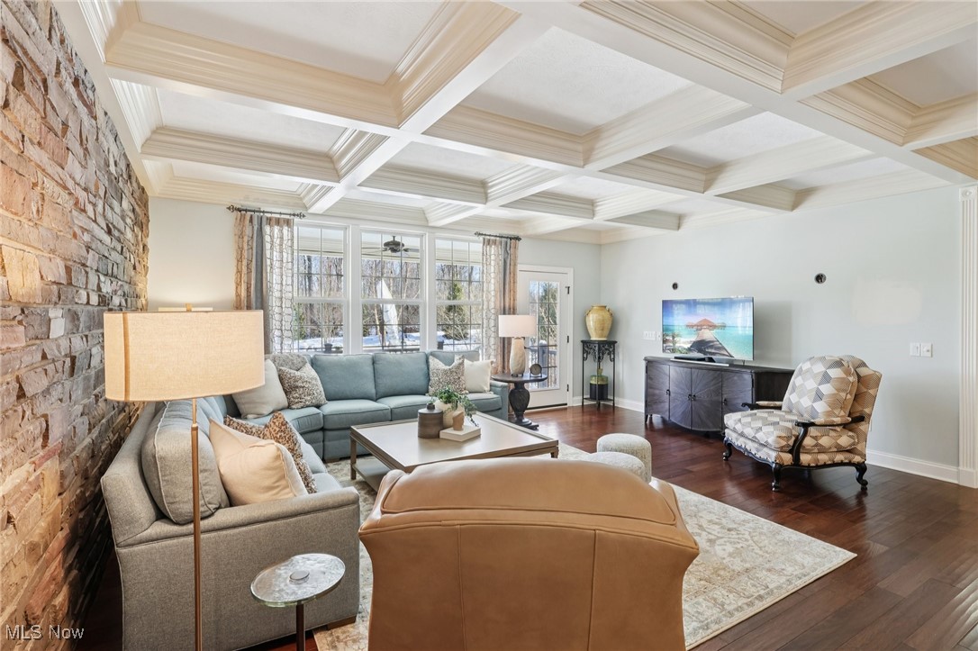 600 Shinnecock Lane Aurora OH 44202