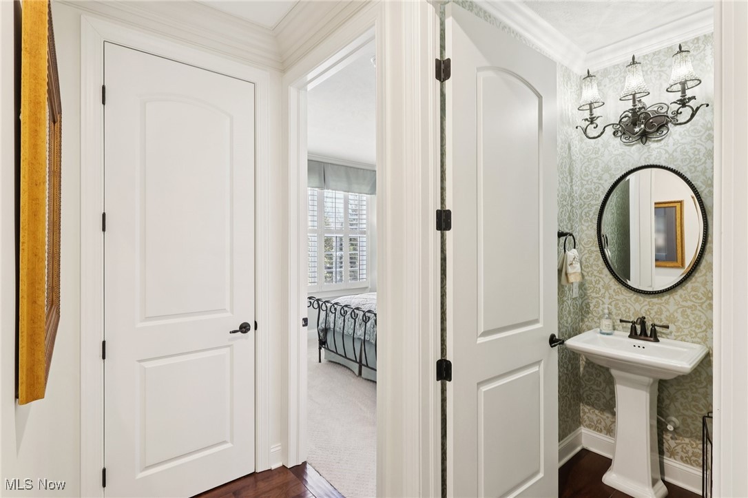 600 Shinnecock Lane Aurora OH 44202