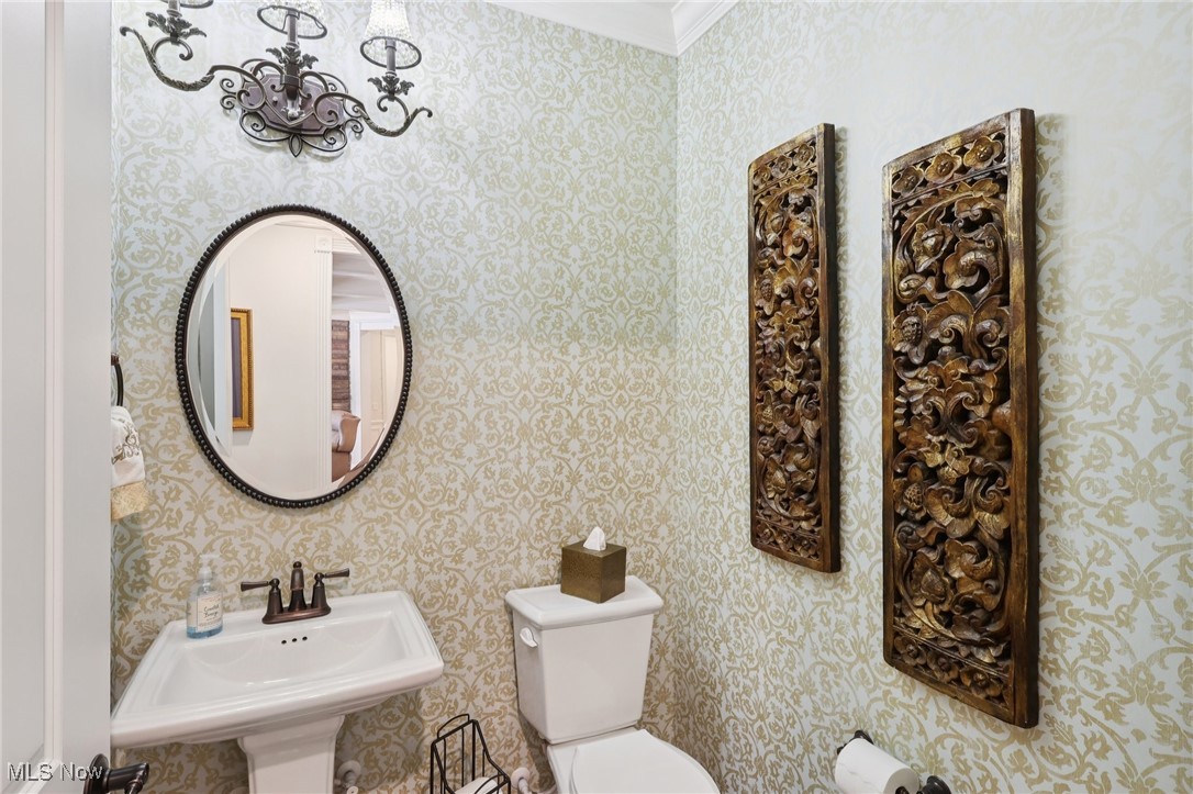 600 Shinnecock Lane Aurora OH 44202