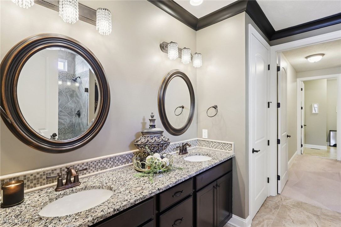 600 Shinnecock Lane Aurora OH 44202