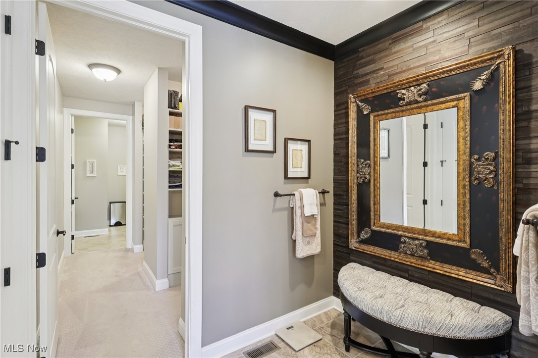 600 Shinnecock Lane Aurora OH 44202