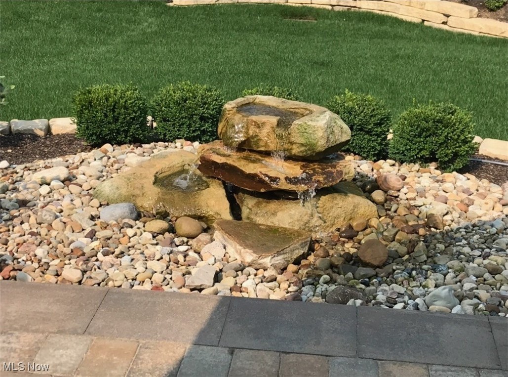 600 Shinnecock Lane Aurora OH 44202