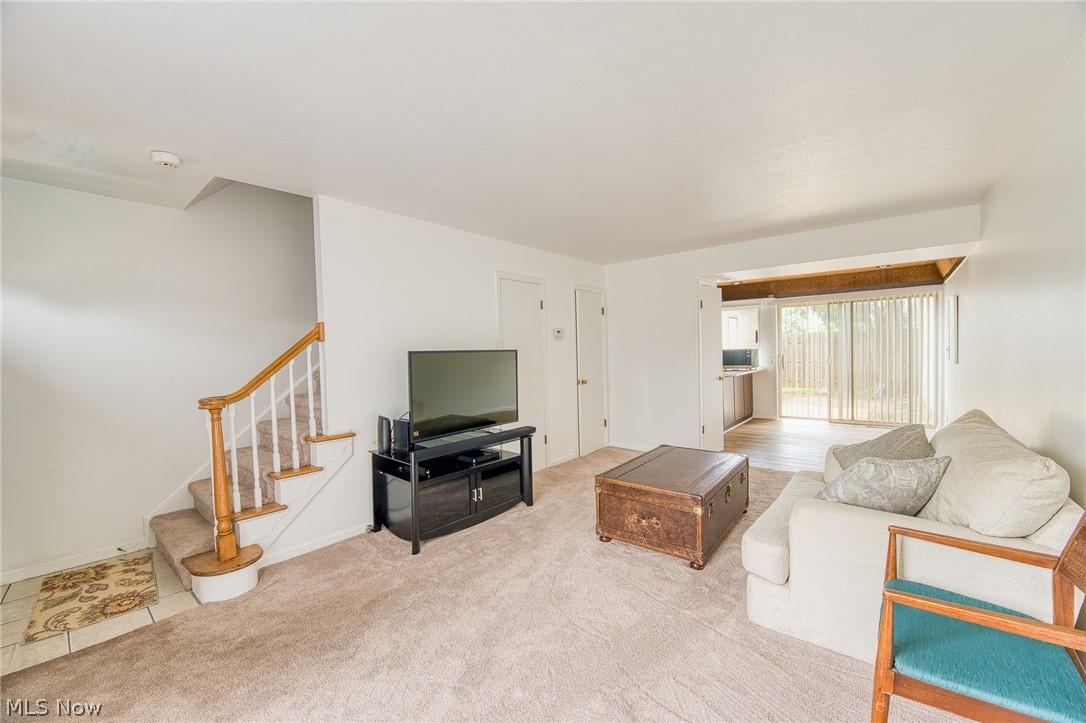 2398 Arlington Drive Lyndhurst OH 44124