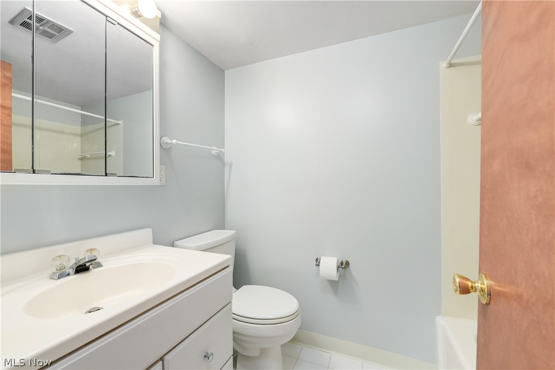 521 Tollis Parkway Broadview Heights OH 44147