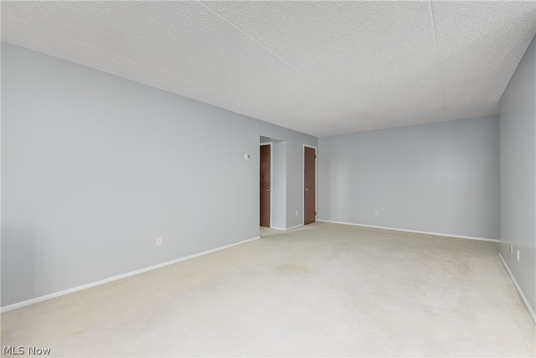 521 Tollis Parkway Broadview Heights OH 44147