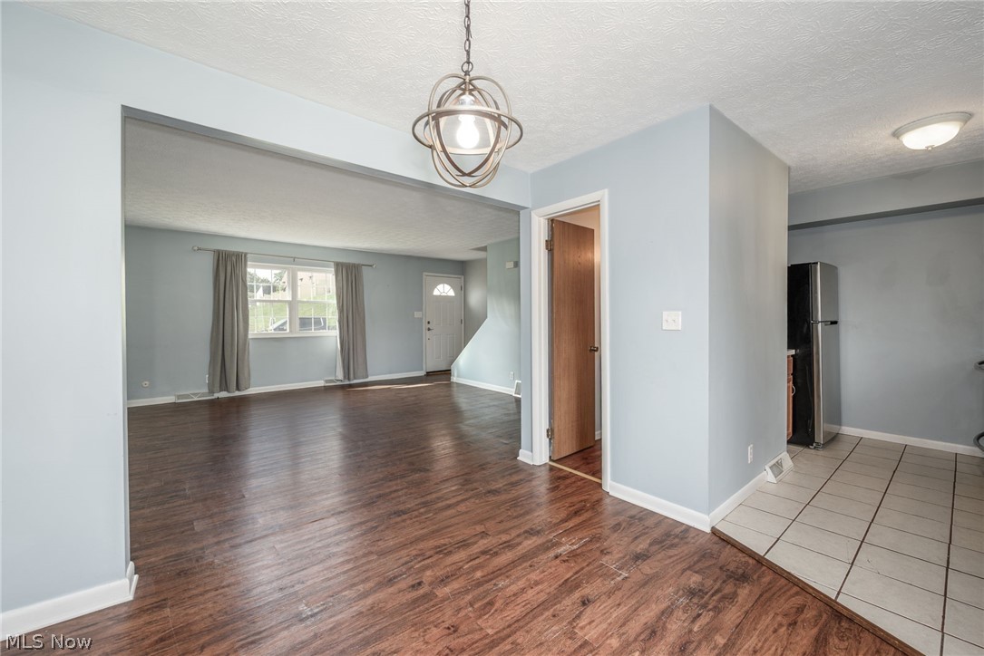 1317 Sandelwood Oval Kent OH 44240