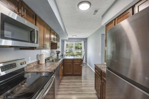 6804 Meadow Lane Middleburg Heights OH 44130