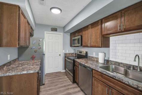 6804 Meadow Lane Middleburg Heights OH 44130