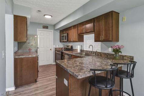 6804 Meadow Lane Middleburg Heights OH 44130