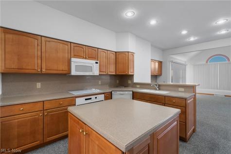 1315 Fieldcrest Drive Wadsworth OH 44281