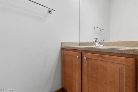1315 Fieldcrest Drive Wadsworth OH 44281